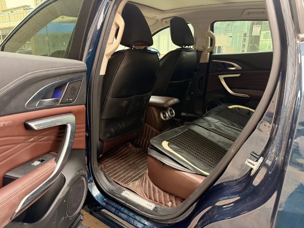 2020 WEY VV7 2.0T 227HP L4 7DCT,autocango,china used car exporter,china ev exporter,chinese used car exporter,chinese used ev exporter