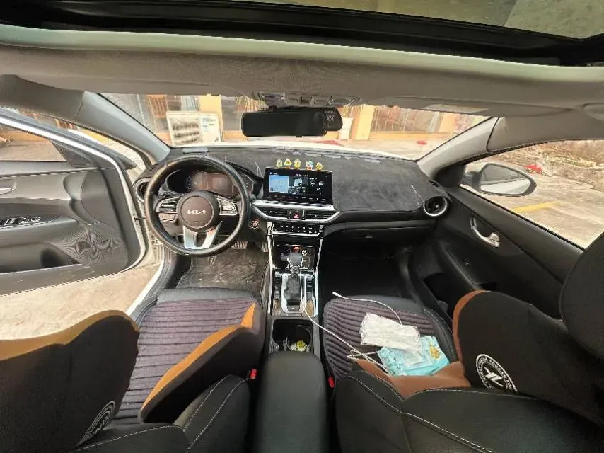 2021 Kia K3 1.5L 115HP L4 CVT,autocango,china used car exporter,china ev exporter,chinese used car exporter,chinese used ev exporter