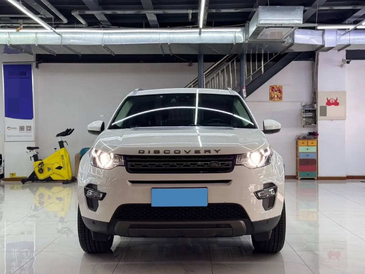 2019 Land Rover Discovery Sport 2.0T 241HP L4 9AT,autocango,china used car exporter,china ev exporter,chinese used car exporter,chinese used ev exporter