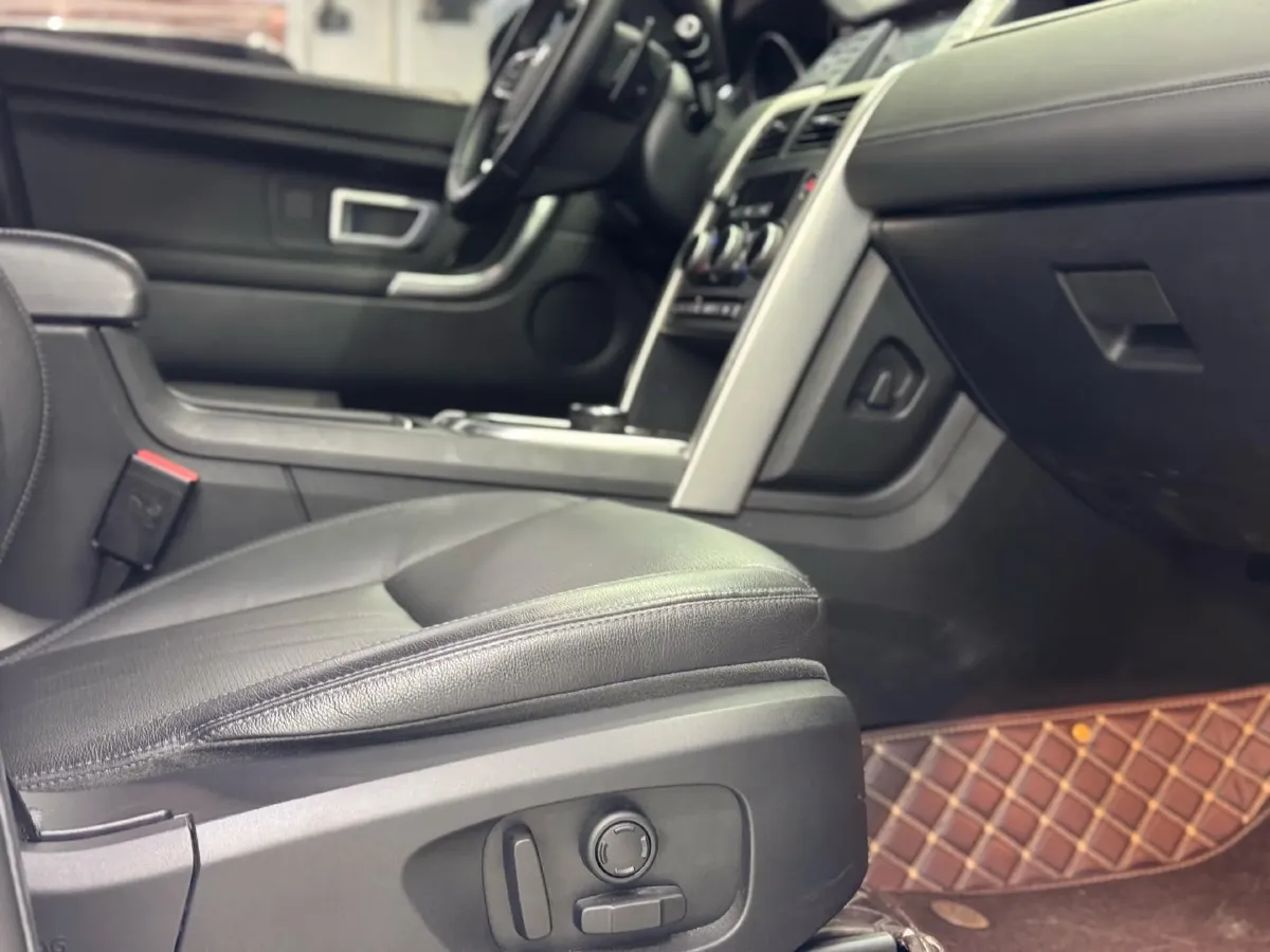 2019 Land Rover Discovery Sport 2.0T 241HP L4 9AT,autocango,china used car exporter,china ev exporter,chinese used car exporter,chinese used ev exporter