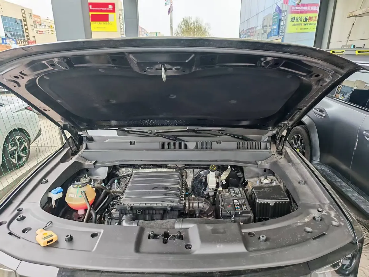 2025 Jetour Traveller 2.0T 254HP L4 7DCT,autocango,china used car exporter,china ev exporter,chinese used car exporter,chinese used ev exporter