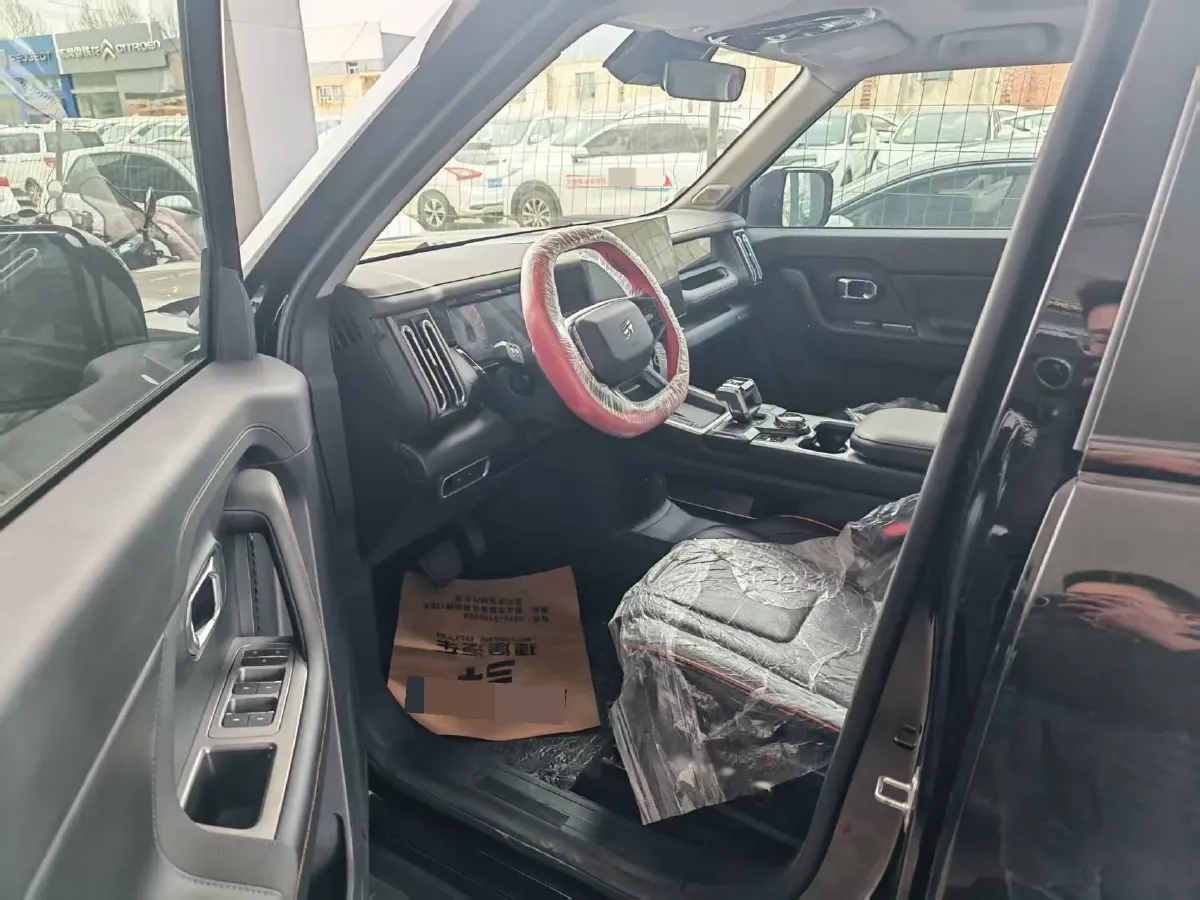 2025 Jetour Traveller 2.0T 254HP L4 7DCT,autocango,china used car exporter,china ev exporter,chinese used car exporter,chinese used ev exporter