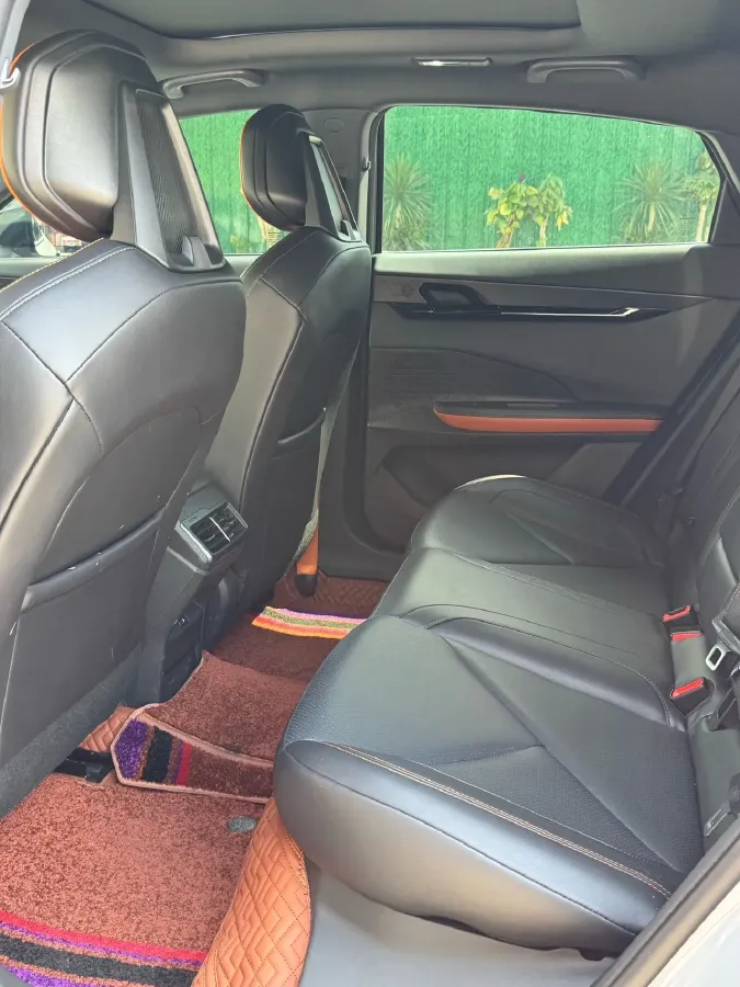 2022 ChangAn UNI-V 1.5T 188HP L4 7DCT,autocango,china used car exporter,china ev exporter,chinese used car exporter,chinese used ev exporter