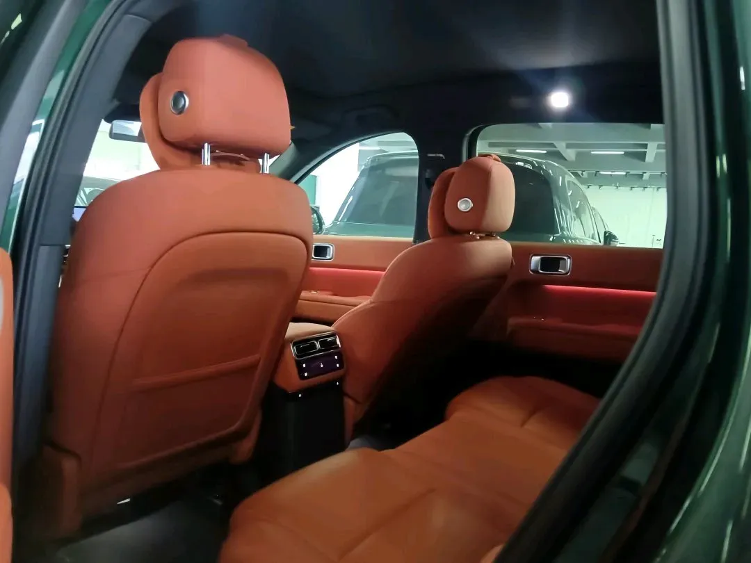 2024 Li L6 Range Extended 154HP L4 REEV 36.8KWH,autocango,china used car exporter,china ev exporter,chinese used car exporter,chinese used ev exporter