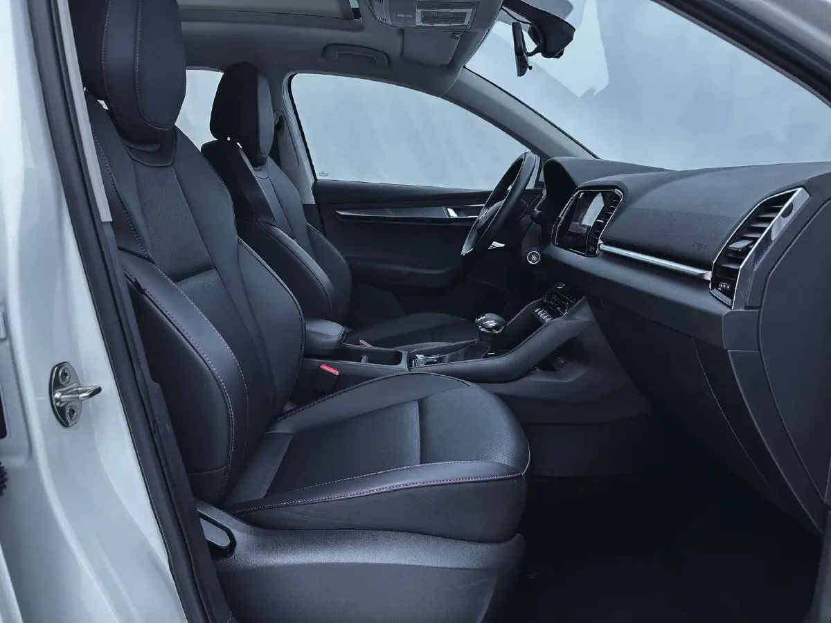 2024 Skoda Karoq 1.4T 150HP L4 7DCT,autocango,china used car exporter,china ev exporter,chinese used car exporter,chinese used ev exporter