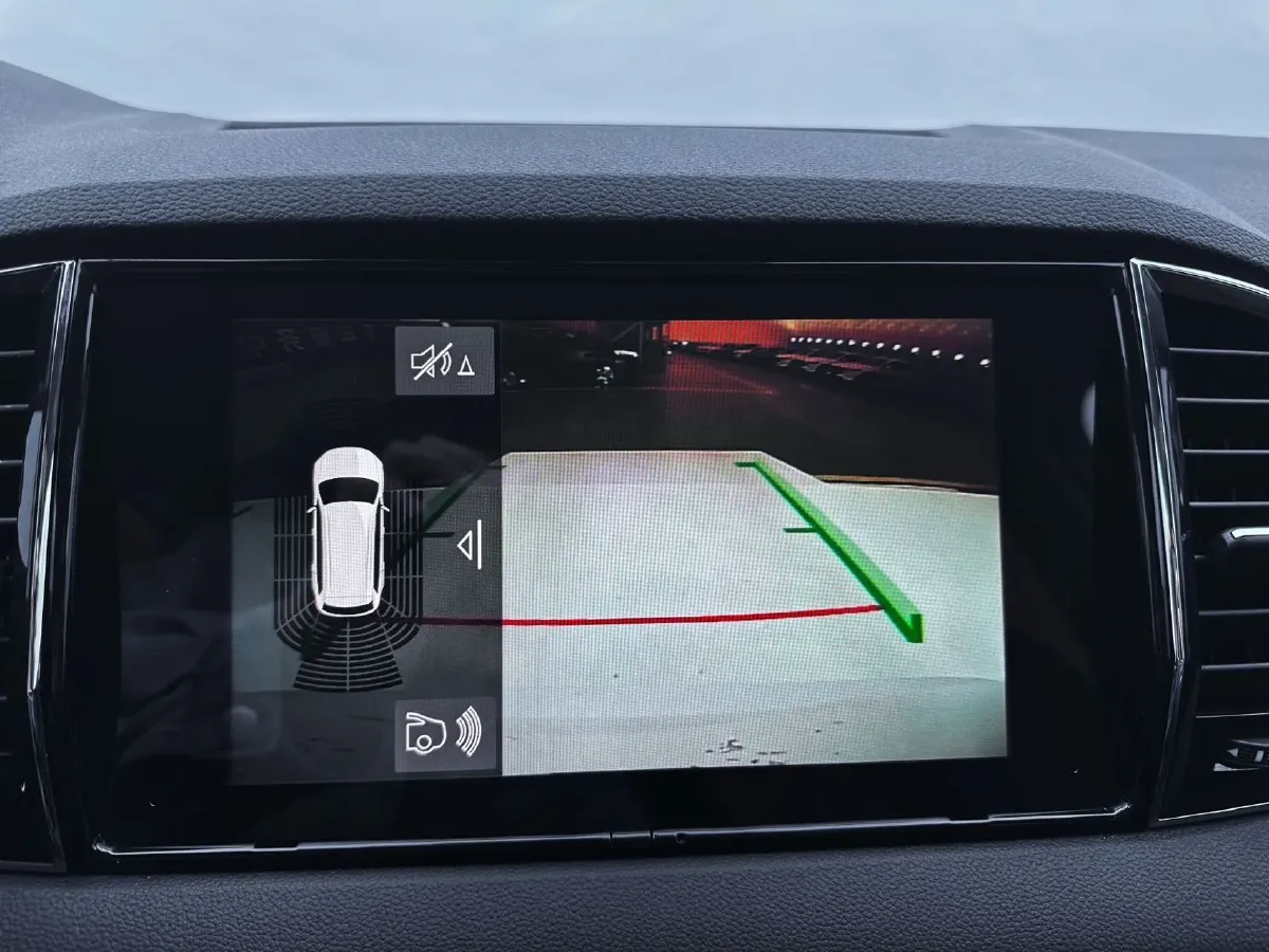 2024 Skoda Karoq 1.4T 150HP L4 7DCT,autocango,china used car exporter,china ev exporter,chinese used car exporter,chinese used ev exporter