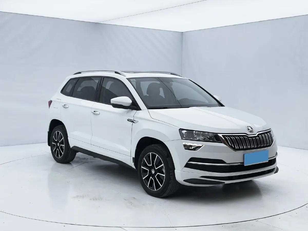 2024 Skoda Karoq 1.4T 150HP L4 7DCT,autocango,china used car exporter,china ev exporter,chinese used car exporter,chinese used ev exporter