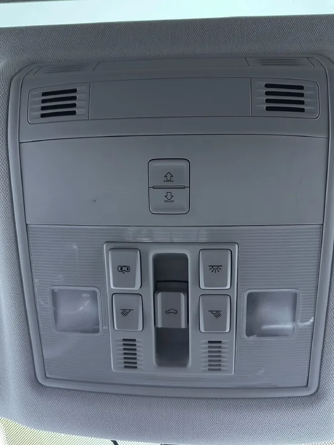 2024 Skoda Karoq 1.4T 150HP L4 7DCT,autocango,china used car exporter,china ev exporter,chinese used car exporter,chinese used ev exporter