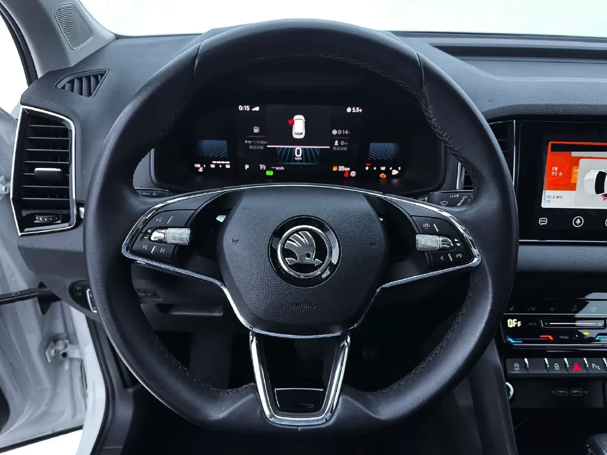 2024 Skoda Karoq 1.4T 150HP L4 7DCT,autocango,china used car exporter,china ev exporter,chinese used car exporter,chinese used ev exporter