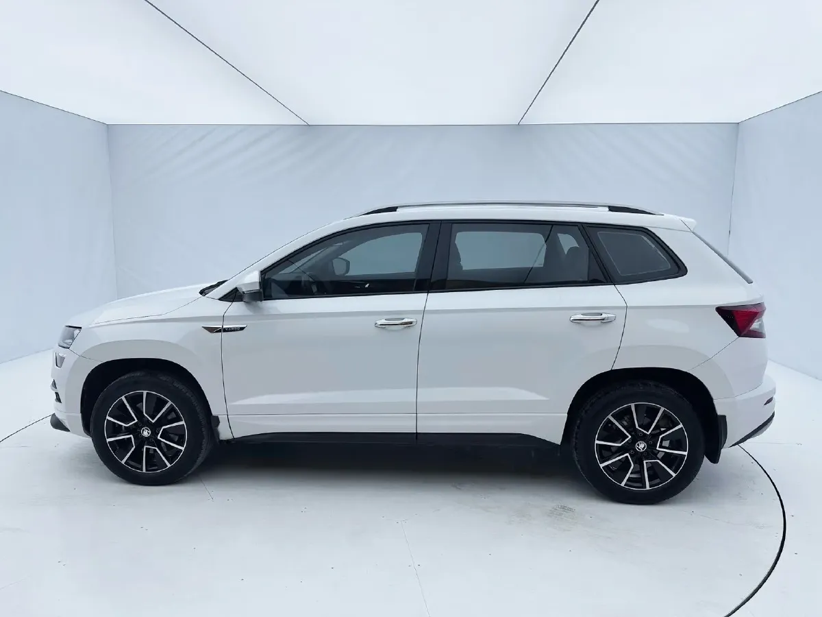 2024 Skoda Karoq 1.4T 150HP L4 7DCT,autocango,china used car exporter,china ev exporter,chinese used car exporter,chinese used ev exporter