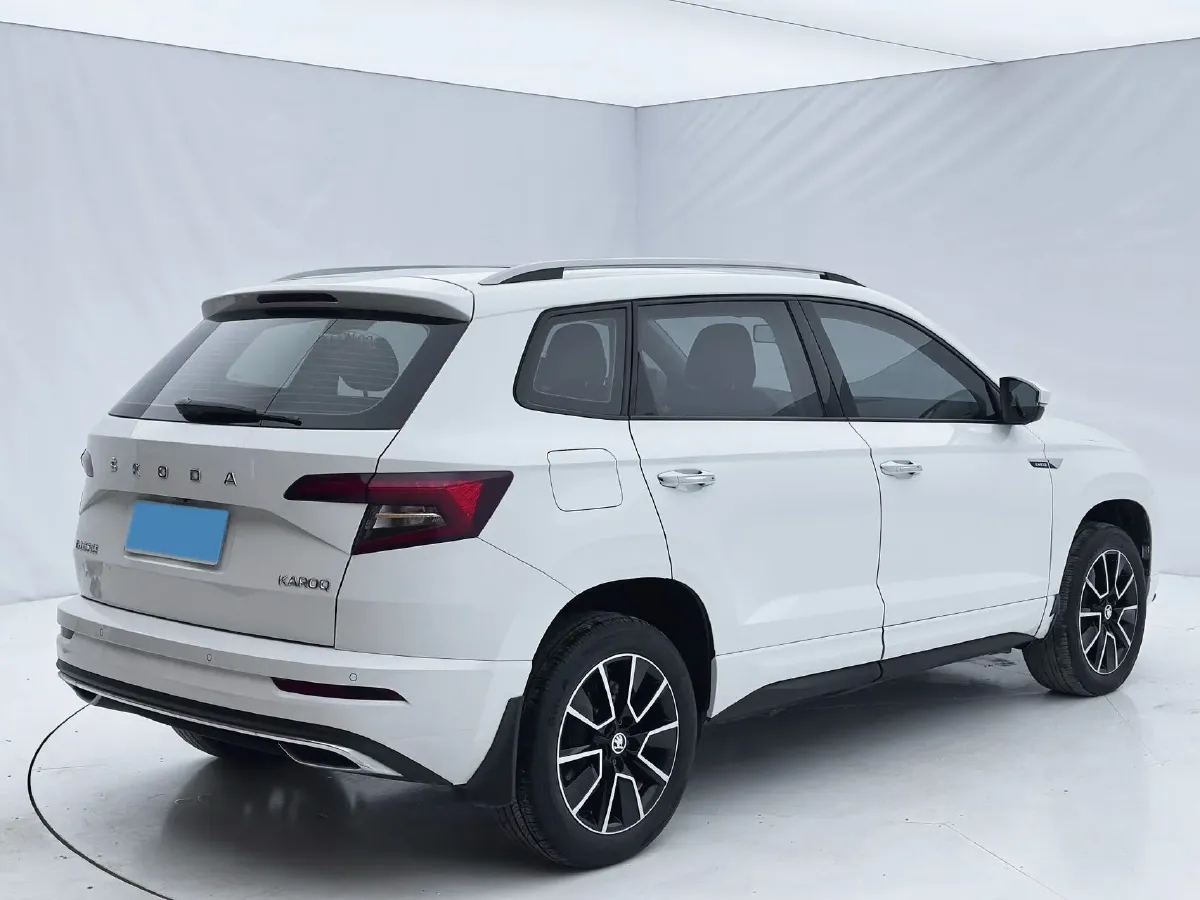2024 Skoda Karoq 1.4T 150HP L4 7DCT,autocango,china used car exporter,china ev exporter,chinese used car exporter,chinese used ev exporter