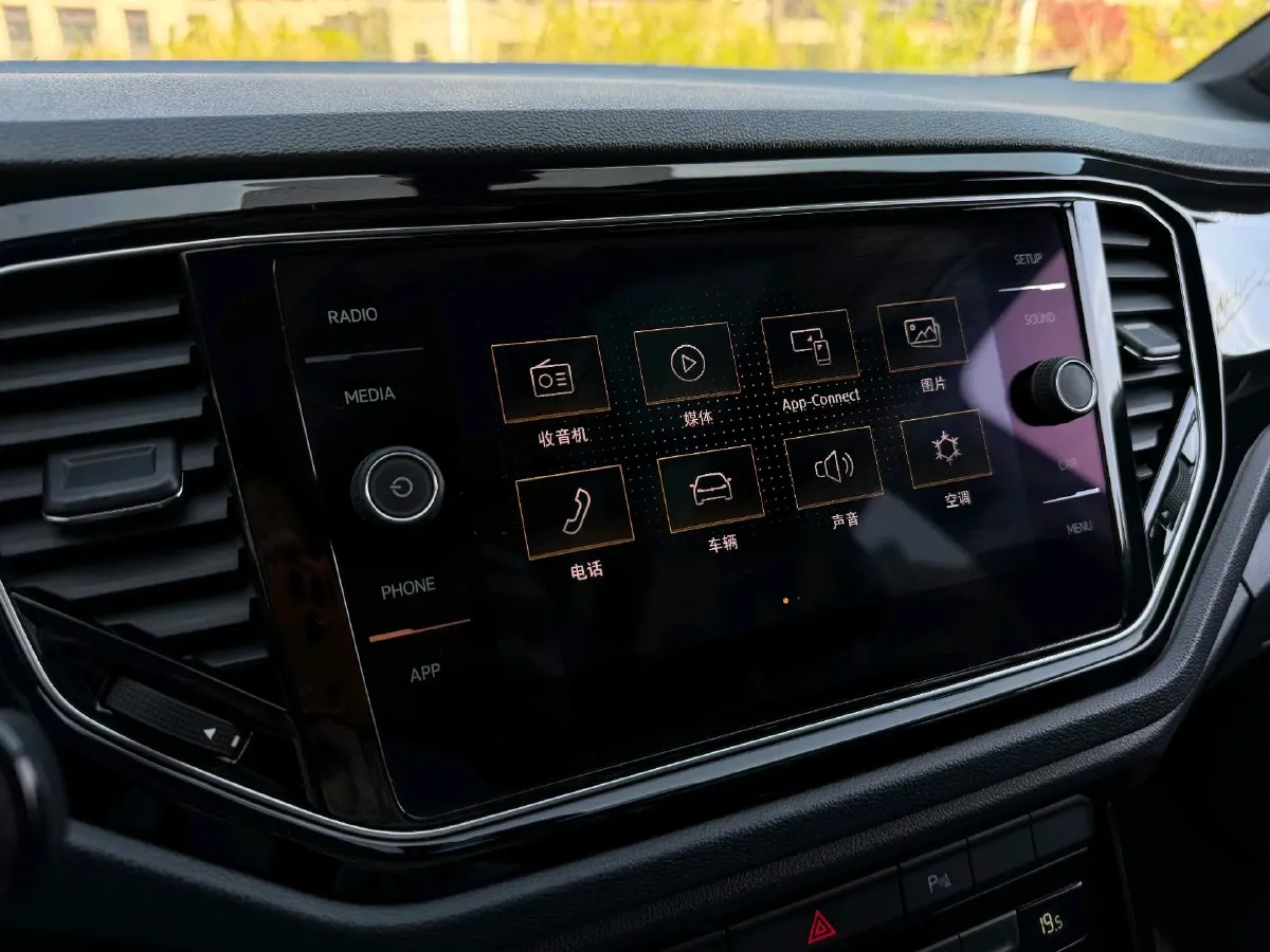 2018 Ford Kuga 1.5T 181HP L4 6AT,autocango,china used car exporter,china ev exporter,chinese used car exporter,chinese used ev exporter