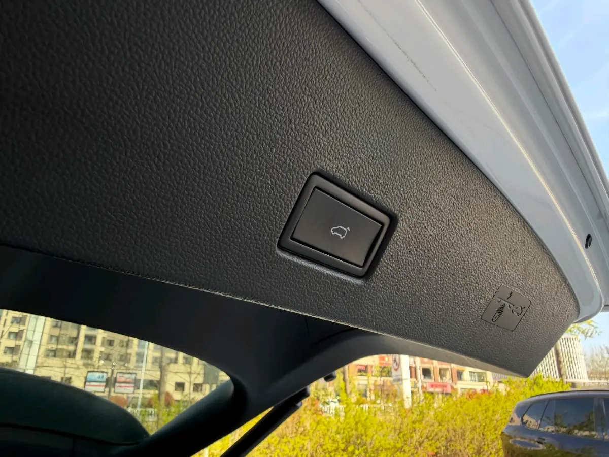 2018 Ford Kuga 1.5T 181HP L4 6AT,autocango,china used car exporter,china ev exporter,chinese used car exporter,chinese used ev exporter