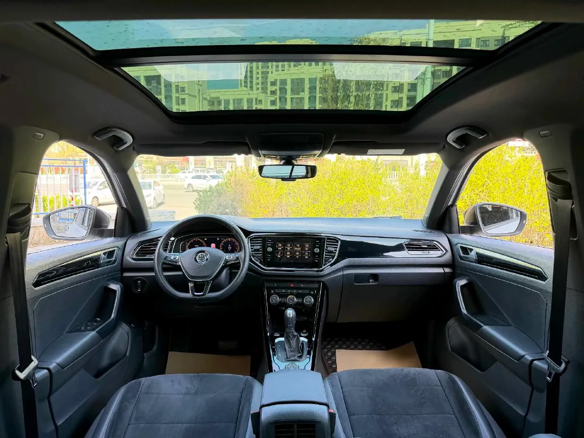 2018 Ford Kuga 1.5T 181HP L4 6AT,autocango,china used car exporter,china ev exporter,chinese used car exporter,chinese used ev exporter