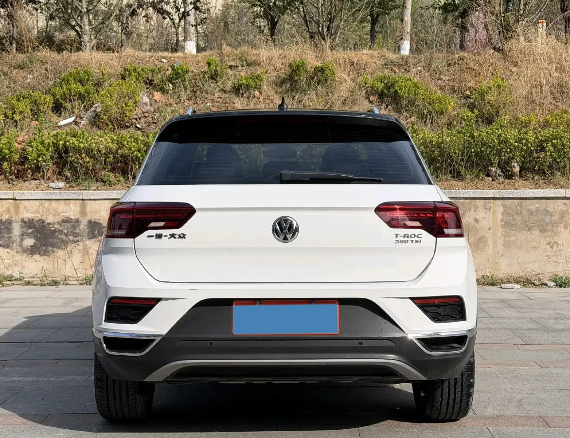 2018 Ford Kuga 1.5T 181HP L4 6AT,autocango,china used car exporter,china ev exporter,chinese used car exporter,chinese used ev exporter