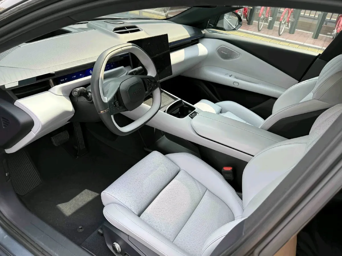 2024 Luxeed S7 BEV 100KWH,autocango,china used car exporter,china ev exporter,chinese used car exporter,chinese used ev exporter