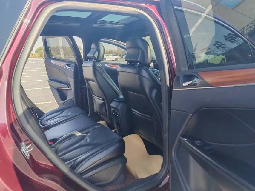 2017 Lincoln MKC 2.0T 203HP L4 6AT,autocango,china used car exporter,china ev exporter,chinese used car exporter,chinese used ev exporter