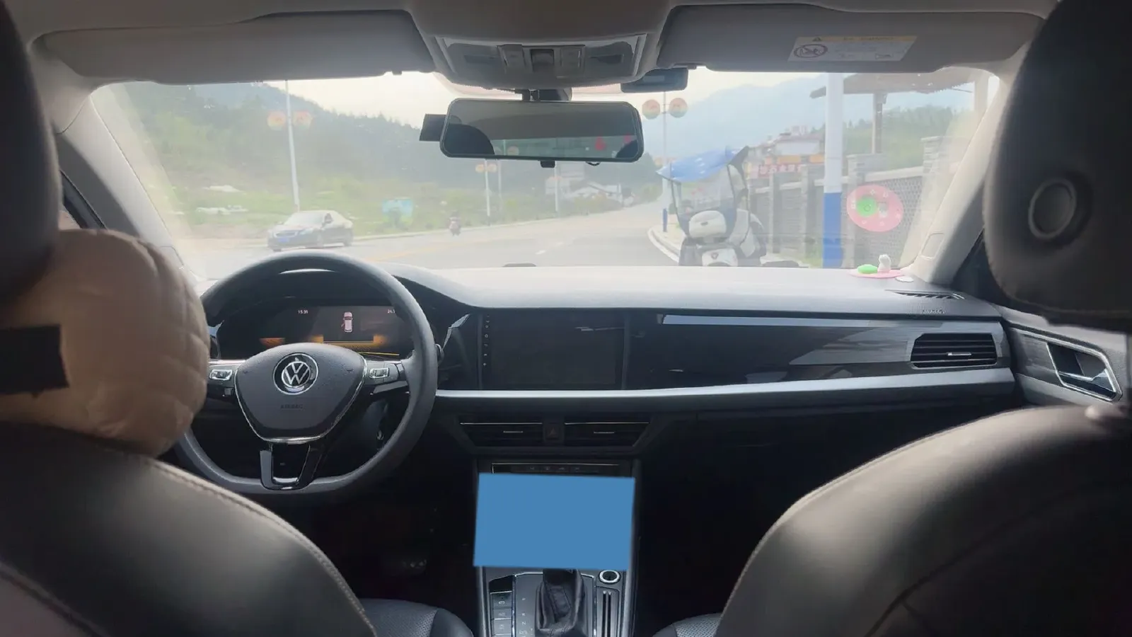 2022 Bestune B70 2.0T 224HP L4 6AT,autocango,china used car exporter,china ev exporter,chinese used car exporter,chinese used ev exporter