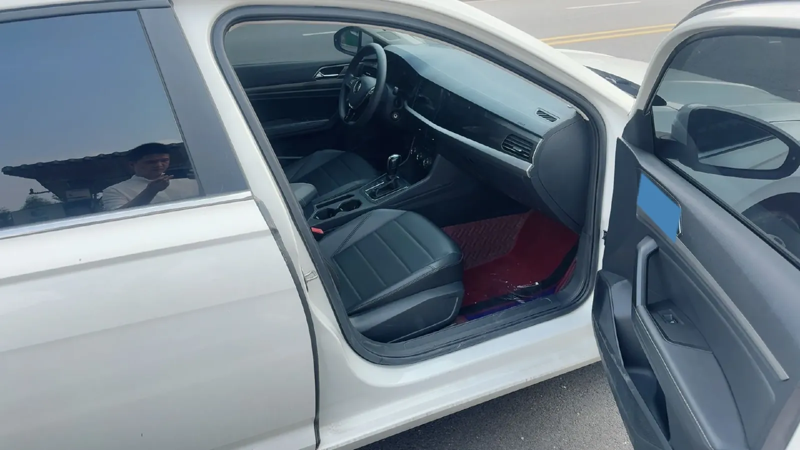 2022 Bestune B70 2.0T 224HP L4 6AT,autocango,china used car exporter,china ev exporter,chinese used car exporter,chinese used ev exporter