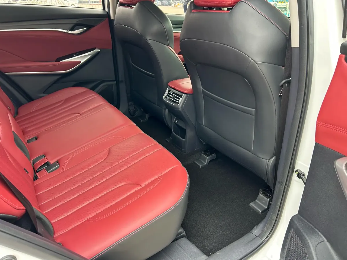 2020 ChangAn CS75 Plus 1.5T 178HP L4 6AT,autocango,china used car exporter,china ev exporter,chinese used car exporter,chinese used ev exporter