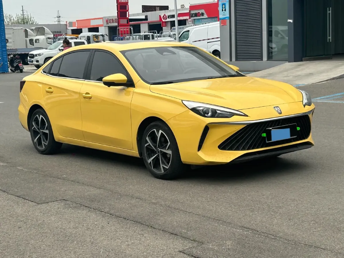 2023 Roewe i5 1.5L 129HP L4 CVT,autocango,china used car exporter,china ev exporter,chinese used car exporter,chinese used ev exporter