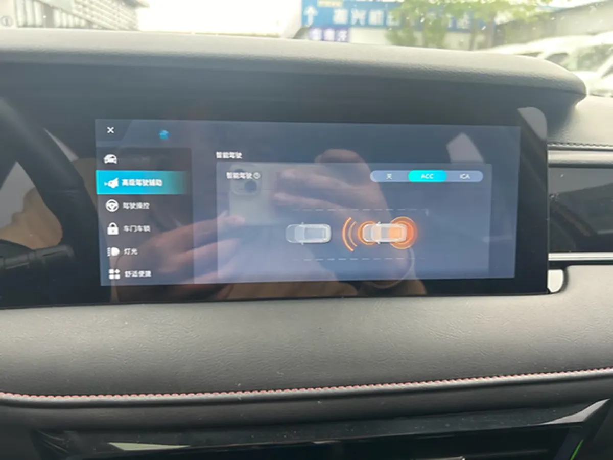 2023 Roewe i5 1.5L 129HP L4 CVT,autocango,china used car exporter,china ev exporter,chinese used car exporter,chinese used ev exporter