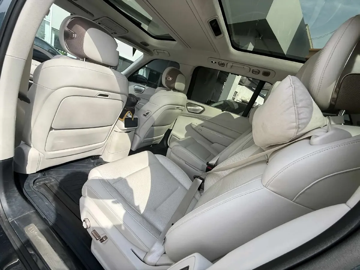 2025 LYNK&CO 900 2.0T 254HP L4 3DHT PHEV,autocango,china used car exporter,china ev exporter,chinese used car exporter,chinese used ev exporter