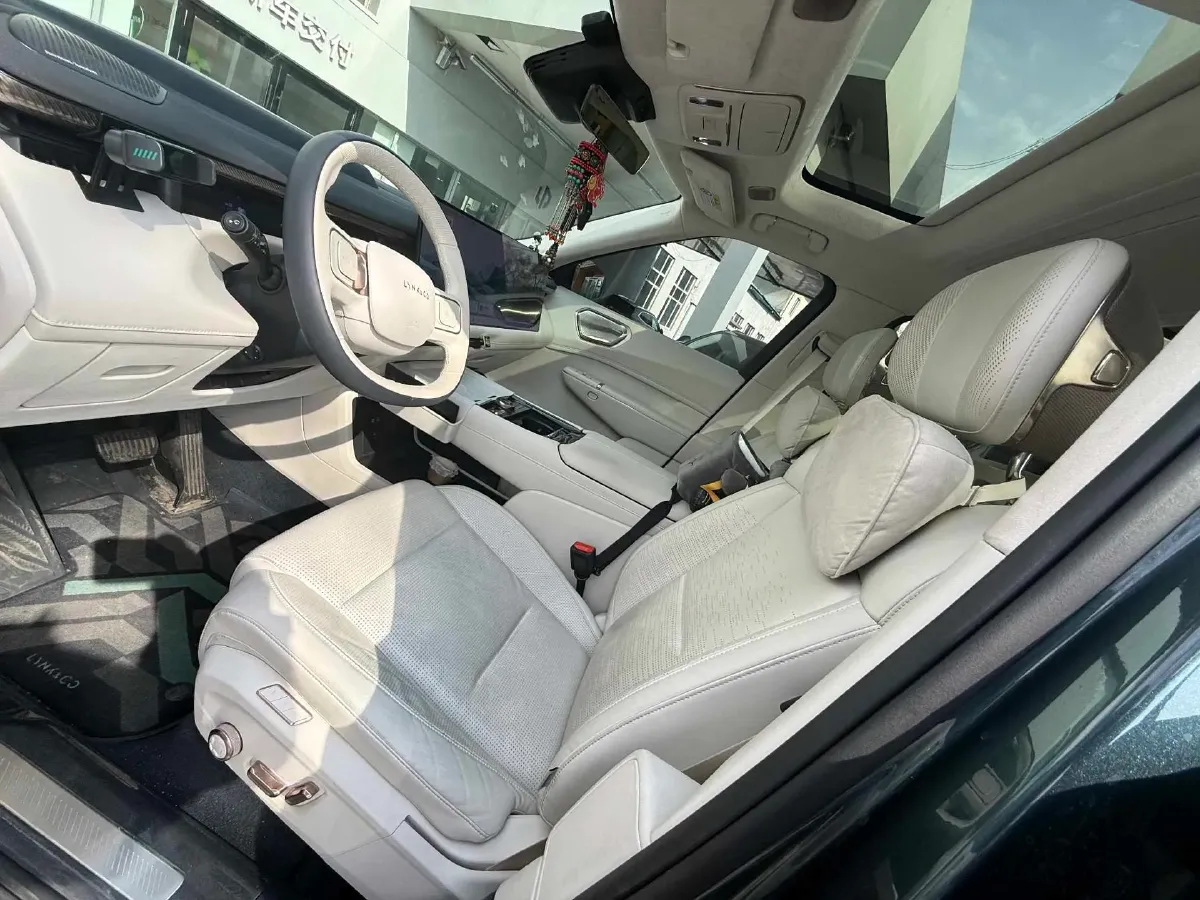 2025 LYNK&CO 900 2.0T 254HP L4 3DHT PHEV,autocango,china used car exporter,china ev exporter,chinese used car exporter,chinese used ev exporter