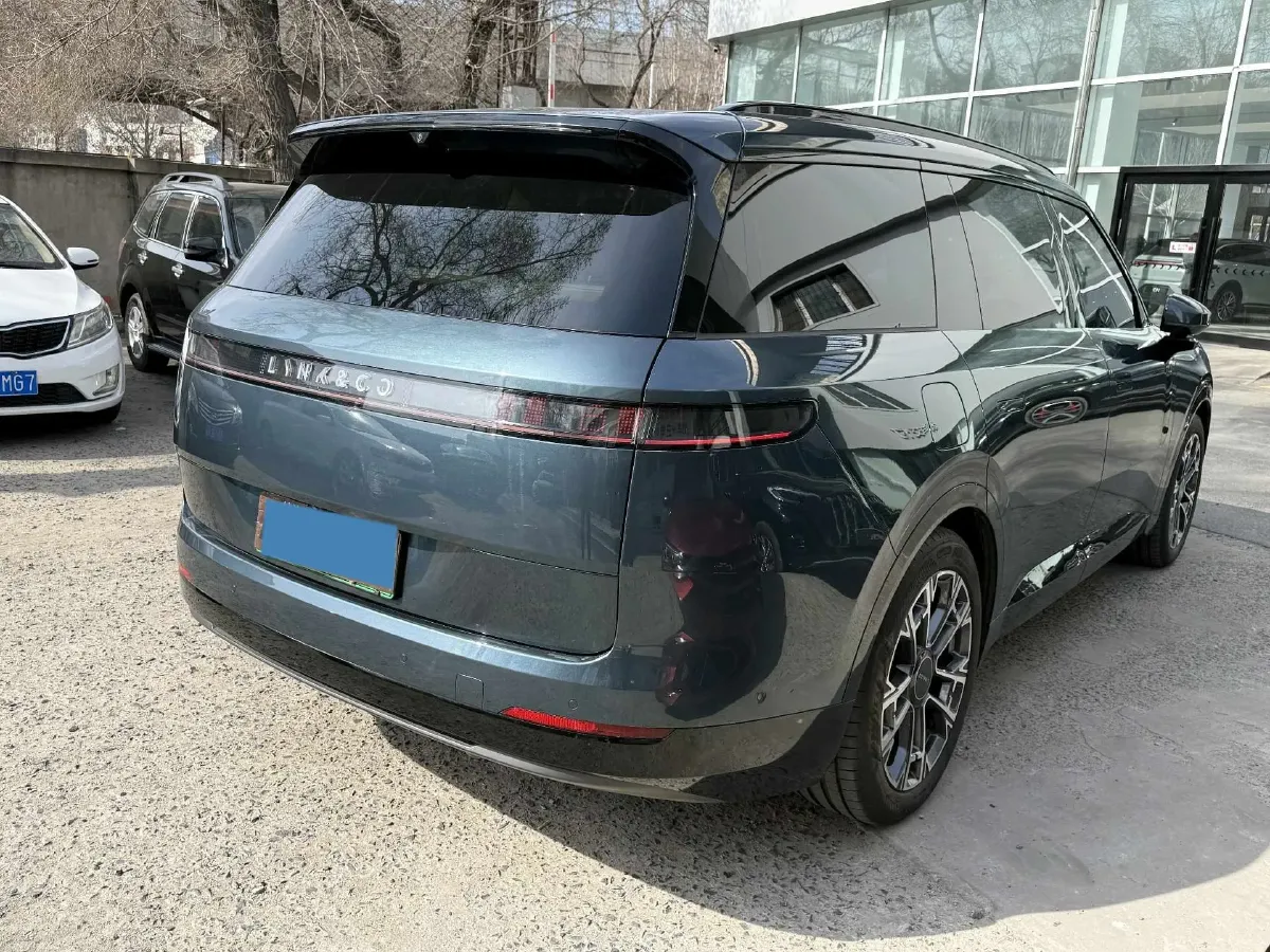 2025 LYNK&CO 900 2.0T 254HP L4 3DHT PHEV,autocango,china used car exporter,china ev exporter,chinese used car exporter,chinese used ev exporter