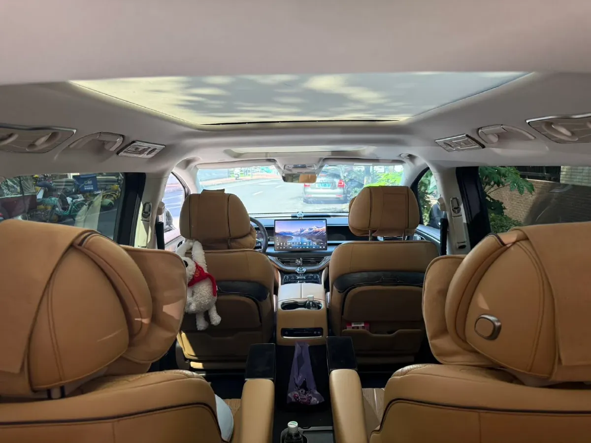 2024 Denza D9 1.5T 139HP L4 E-CVT PHEV 40KWH,autocango,china used car exporter,china ev exporter,chinese used car exporter,chinese used ev exporter