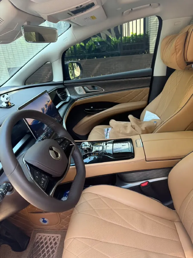 2024 Denza D9 1.5T 139HP L4 E-CVT PHEV 40KWH,autocango,china used car exporter,china ev exporter,chinese used car exporter,chinese used ev exporter