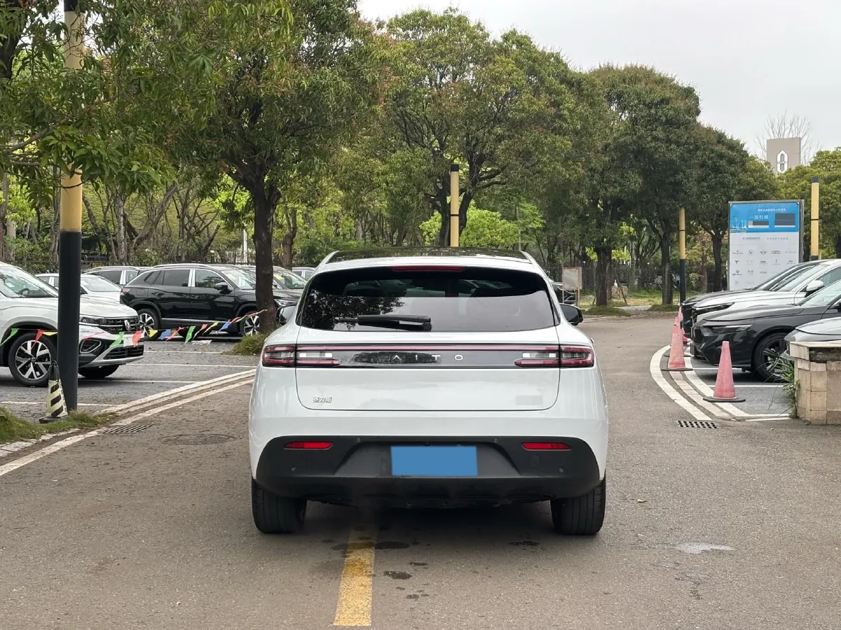 2022 AITO AITO M5 Range Extended 125HP REEV 40KWH,autocango,china used car exporter,china ev exporter,chinese used car exporter,chinese used ev exporter