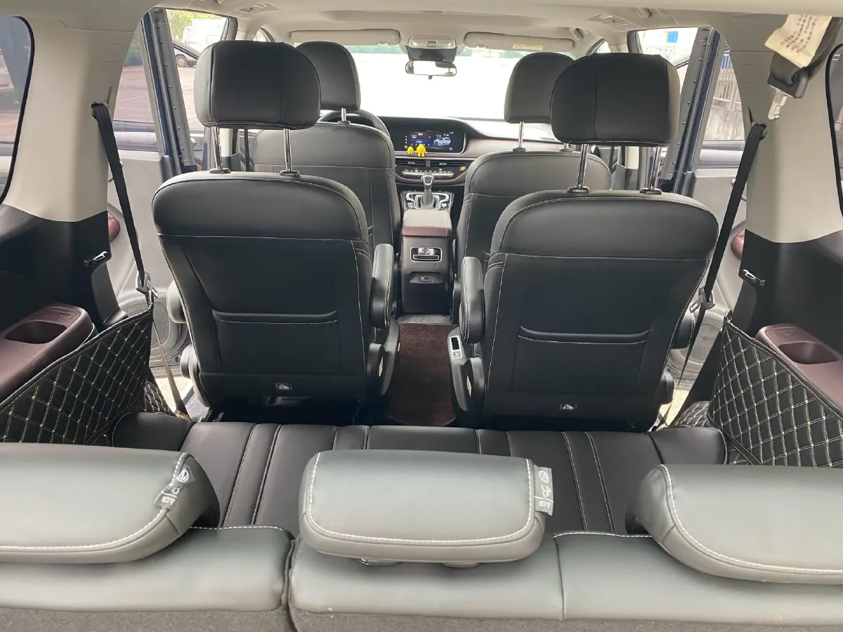 2021 GAC Trumpchi M6 1.5T 169HP L4 7DCT,autocango,china used car exporter,china ev exporter,chinese used car exporter,chinese used ev exporter