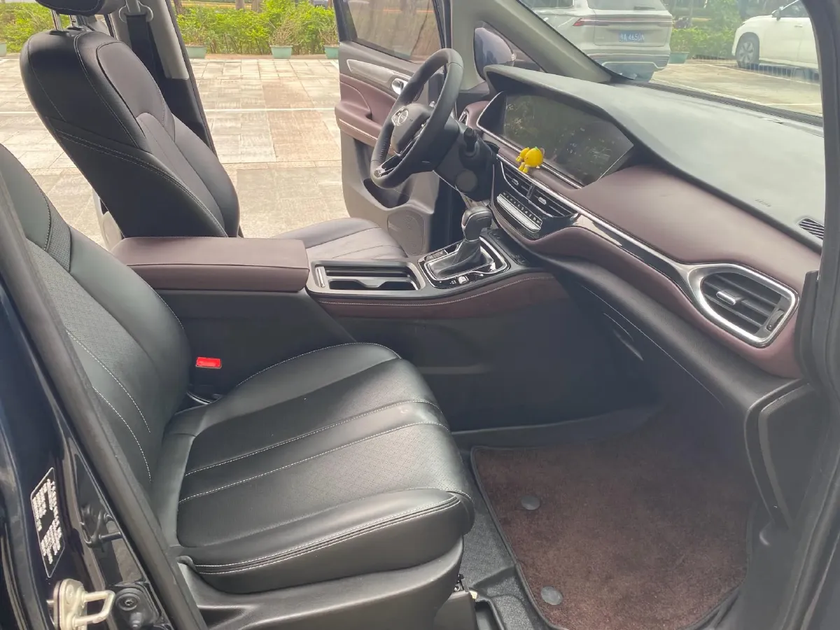 2021 GAC Trumpchi M6 1.5T 169HP L4 7DCT,autocango,china used car exporter,china ev exporter,chinese used car exporter,chinese used ev exporter