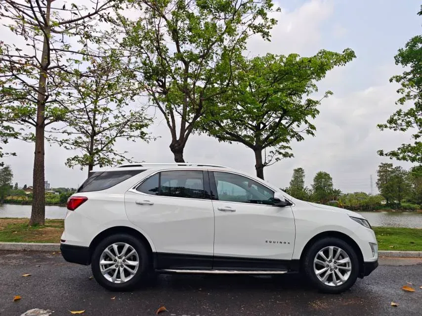 2018 Chevrolet Equinox 2.0T 260HP L4 9AT,autocango,china used car exporter,china ev exporter,chinese used car exporter,chinese used ev exporter