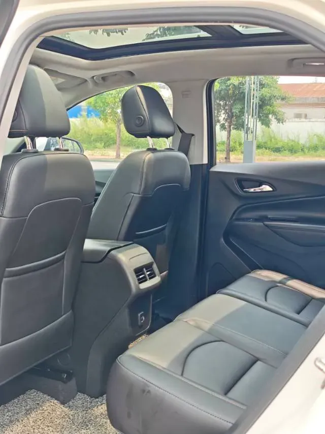 2018 Chevrolet Equinox 2.0T 260HP L4 9AT,autocango,china used car exporter,china ev exporter,chinese used car exporter,chinese used ev exporter