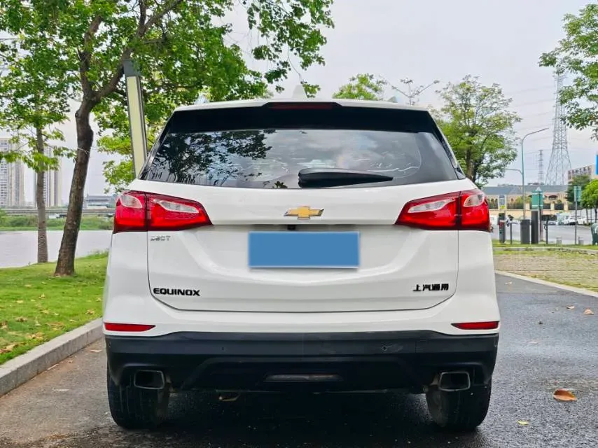 2018 Chevrolet Equinox 2.0T 260HP L4 9AT,autocango,china used car exporter,china ev exporter,chinese used car exporter,chinese used ev exporter