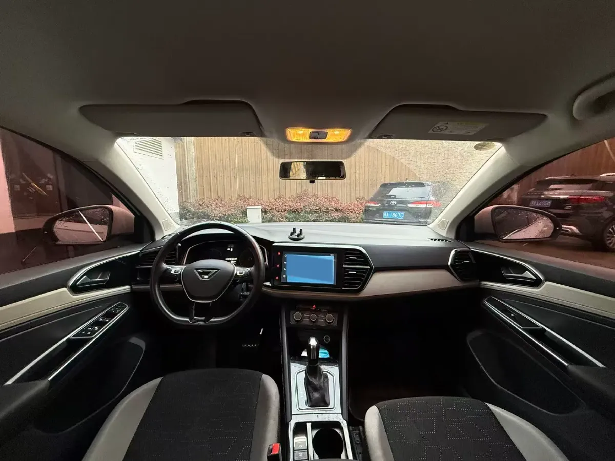 2023 Jetta VS5 1.4T 150HP L4 6AT,autocango,china used car exporter,china ev exporter,chinese used car exporter,chinese used ev exporter