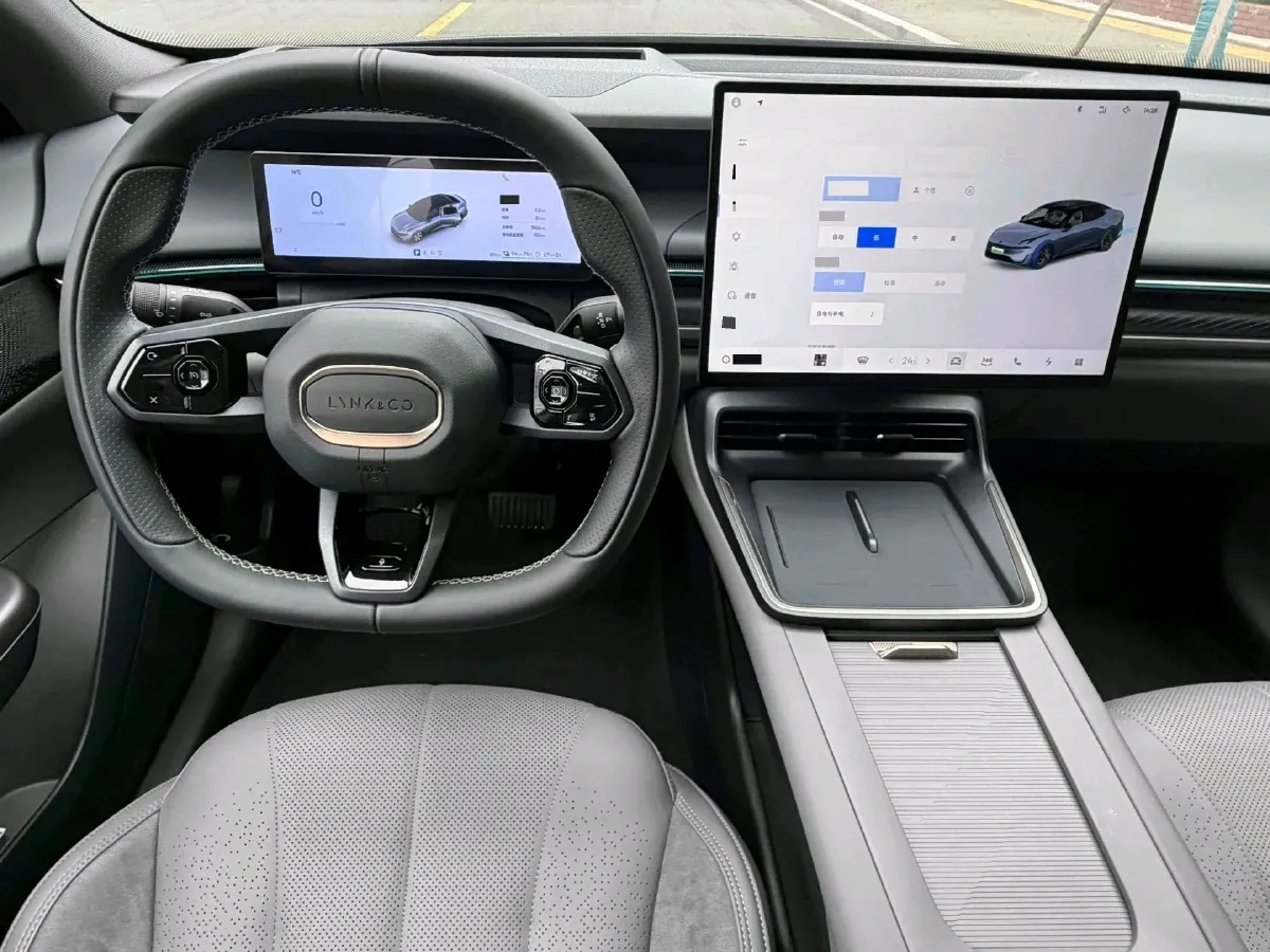 2024 LYNK&CO 01 2.0T 254HP L4 8AT,autocango,china used car exporter,china ev exporter,chinese used car exporter,chinese used ev exporter