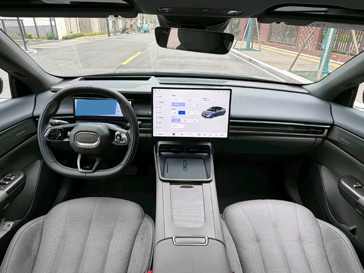 2024 LYNK&CO 01 2.0T 254HP L4 8AT,autocango,china used car exporter,china ev exporter,chinese used car exporter,chinese used ev exporter