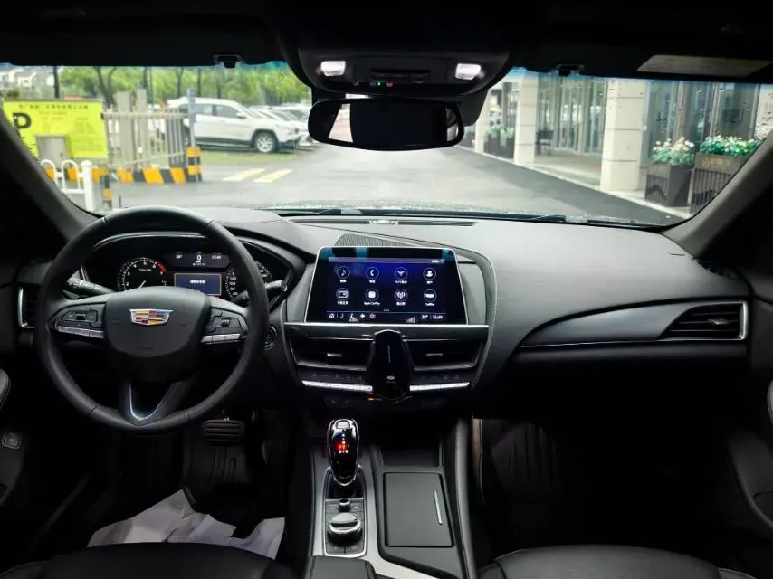 2023 Cadillac CT5 2.0T 237HP L4 10AT,autocango,china used car exporter,china ev exporter,chinese used car exporter,chinese used ev exporter
