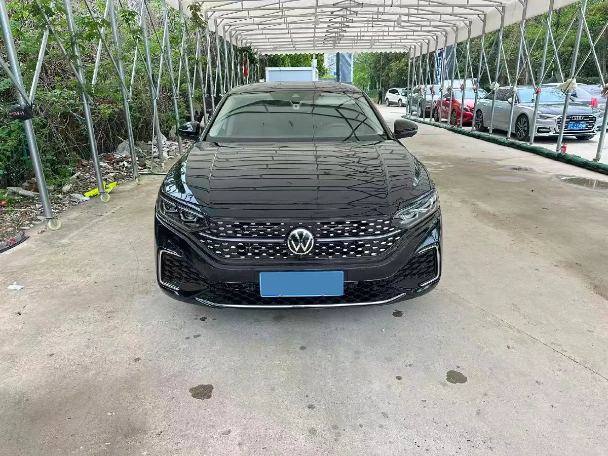 2023 Volkswagen Passat 2.0T 186HP L4 7DCT,autocango,china used car exporter,china ev exporter,chinese used car exporter,chinese used ev exporter