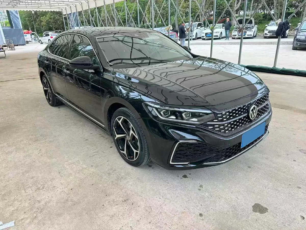 2023 Volkswagen Passat 2.0T 186HP L4 7DCT,autocango,china used car exporter,china ev exporter,chinese used car exporter,chinese used ev exporter