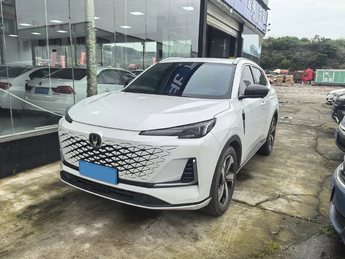 2024 ChangAn CS55 Plus 1.5T 188HP L4 7DCT,autocango,china used car exporter,china ev exporter,chinese used car exporter,chinese used ev exporter