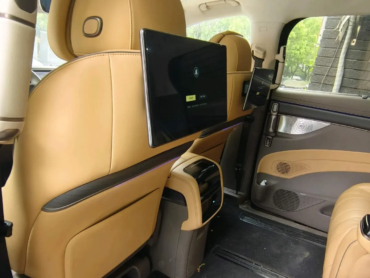 2022 Mercedes-Benz GLC Class 2.0T 197HP L4 9AT,autocango,china used car exporter,china ev exporter,chinese used car exporter,chinese used ev exporter