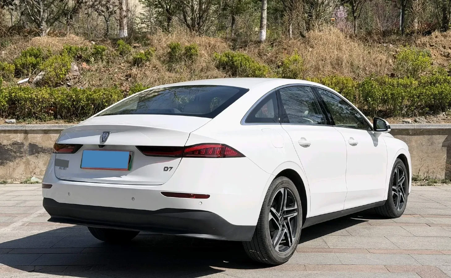 2023 Roewe D7 1.5L 112HP L4 1DHT PHEV 21.4KWH,autocango,china used car exporter,china ev exporter,chinese used car exporter,chinese used ev exporter