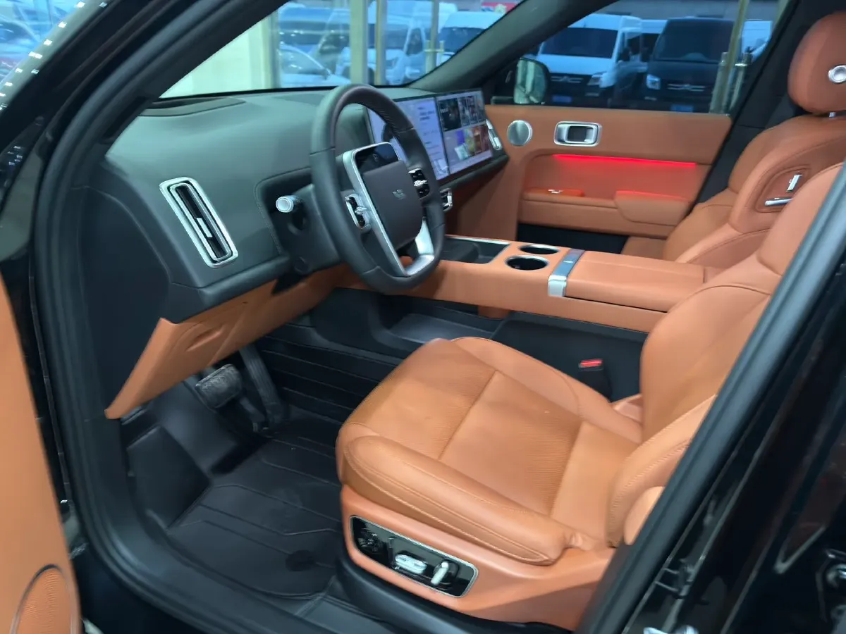 2024 Li L8 Range Extended 154HP REEV 42.8KWH,autocango,china used car exporter,china ev exporter,chinese used car exporter,chinese used ev exporter