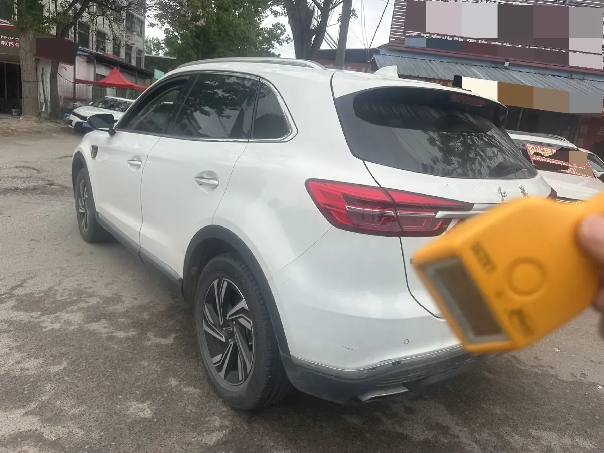 2022 HongQi HS5 2.0T 224HP L4 6AT,autocango,china used car exporter,china ev exporter,chinese used car exporter,chinese used ev exporter