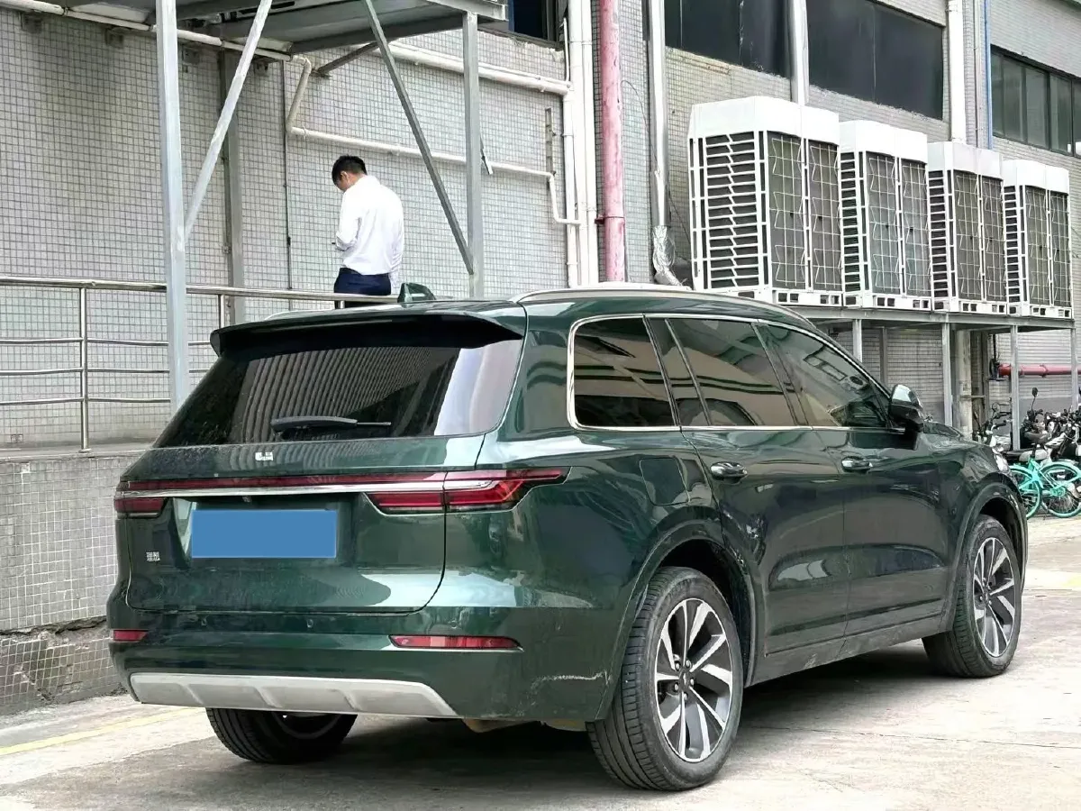 2021 Li ONE Range Extended 131HP REEV 40.5KWH,autocango,china used car exporter,china ev exporter,chinese used car exporter,chinese used ev exporter