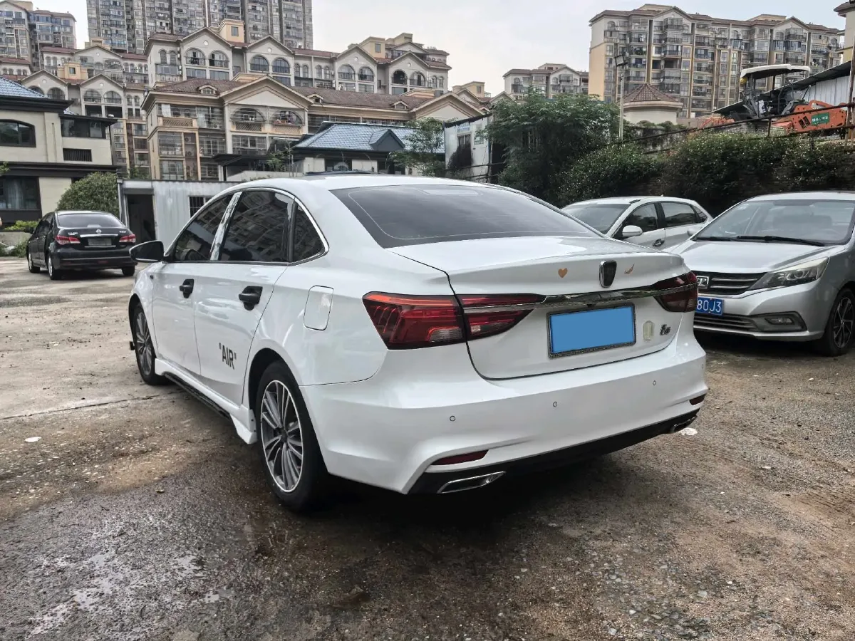 2020 Roewe i6 1.6L 125HP L4 CVT,autocango,china used car exporter,china ev exporter,chinese used car exporter,chinese used ev exporter